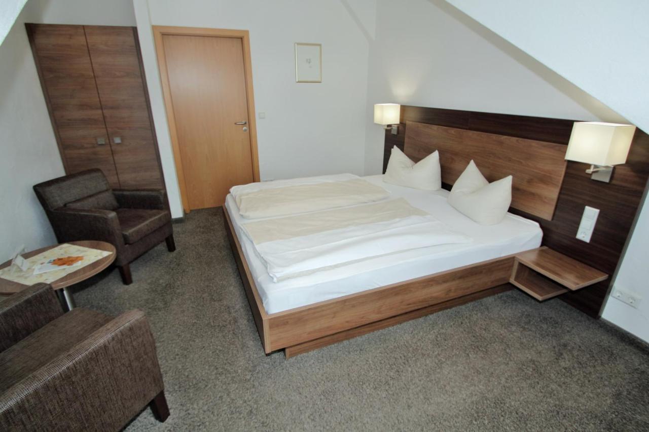 בורוויילר Weinhotel Kienle מראה חיצוני תמונה