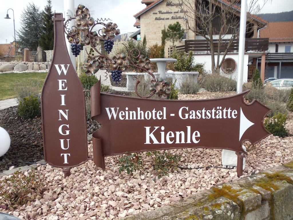 בורוויילר Weinhotel Kienle מראה חיצוני תמונה