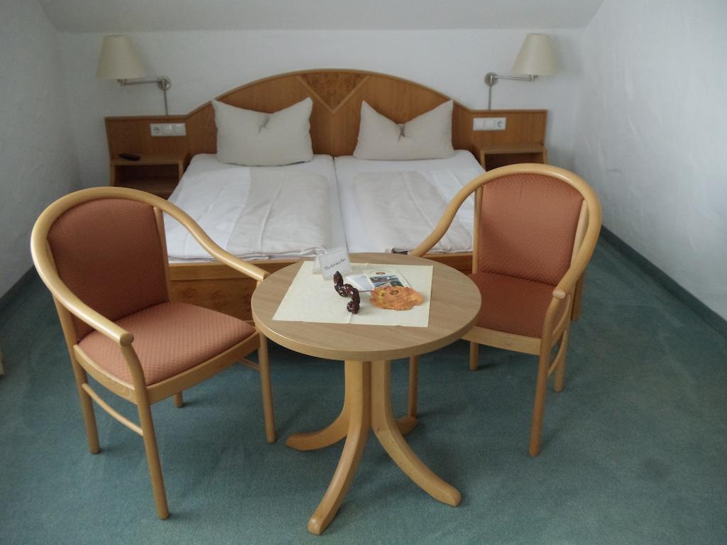 בורוויילר Weinhotel Kienle חדר תמונה